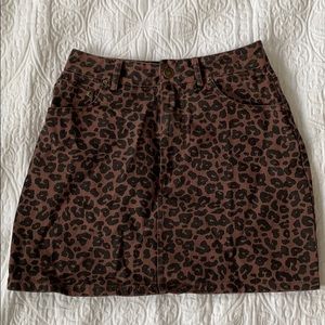 Nasty Gal cheetah print skirt Size XS